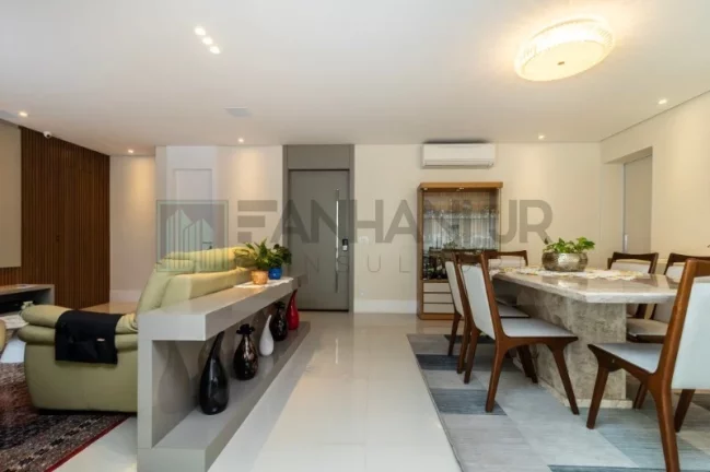 Imagem Imperdível oportunidade: Apartamento de alto padrão com 3 suítes e 3 vagas na Vila Nova Conceição, São Paulo-SP!