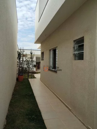 Imagem Casa com 3 dormitórios à venda, 130 m² por R$ 850.000,00 - Jardim Estância Brasil - Atibaia/SP