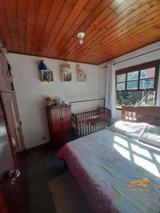 Imagem Casa em Condomínio em Campos do Jordão com lindo quintal!