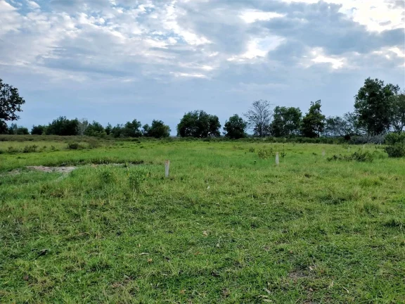 Imagem VENDE-SEE UM SITIO EM MACAÉ RJ. ATERRADO DO IMBURO.160.000M2