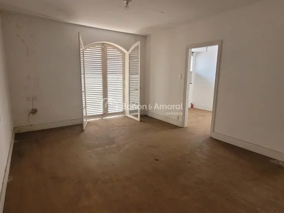Imagem Casa para venda no Jd. Guanabara, 4 quartos, 3 suítes

Residencial ou Comercial

Em uma ótima loca...