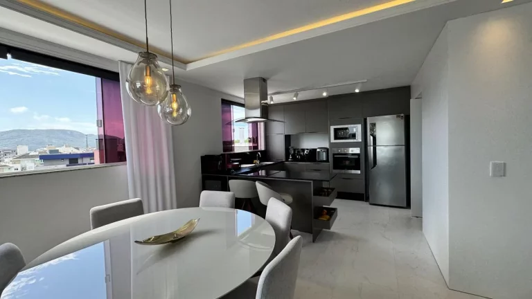 Imagem Cobertura para Venda em Florianópolis / SC no bairro Ingleses do Rio Vermelho