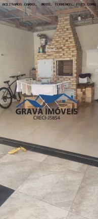 Imagem Sobrado para Venda em Sarandi, jardim gralha azul, 3 dormitórios, 1 suíte, 4 banheiros, 2 vagas