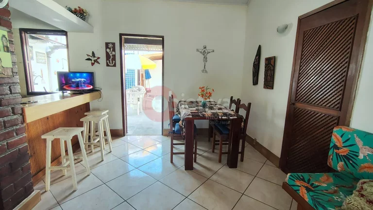 Imagem Casa térrea individual em condomínio, 4 quartos, Palmeiras - Cabo Frio