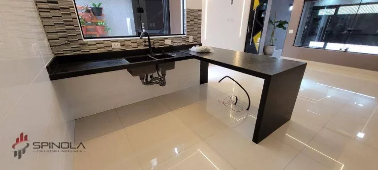 Imagem Casa com 3 dormitórios à venda, 115 m² por R$ 830.000,00 - Vila Caiçara - Praia Grande/SP