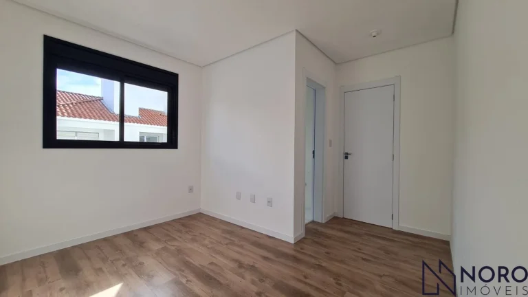 Imagem 2 Dormitórios em Camobi, com Box | Prédio novo