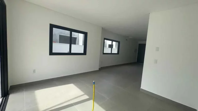 Imagem Casa com 3 suítes e 1 vaga garagem - Campeche | Florianópolis/SC