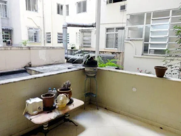 Imagem APARTAMENTO TIPO CASA XAVIER DA SILVEIRA PREDIO ANTIGO A DECOR,VAGA.
