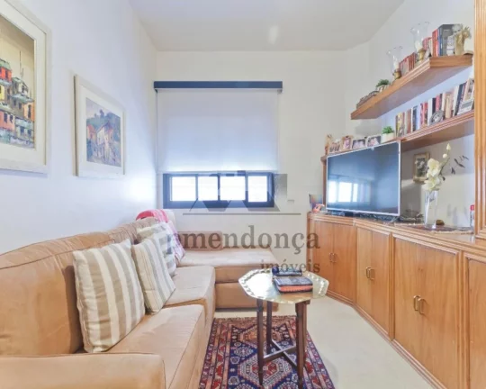 Imagem Apartamento amplo com living para 3 ambientes, terraço com vista livre, lavabo, 3 suítes com armá...