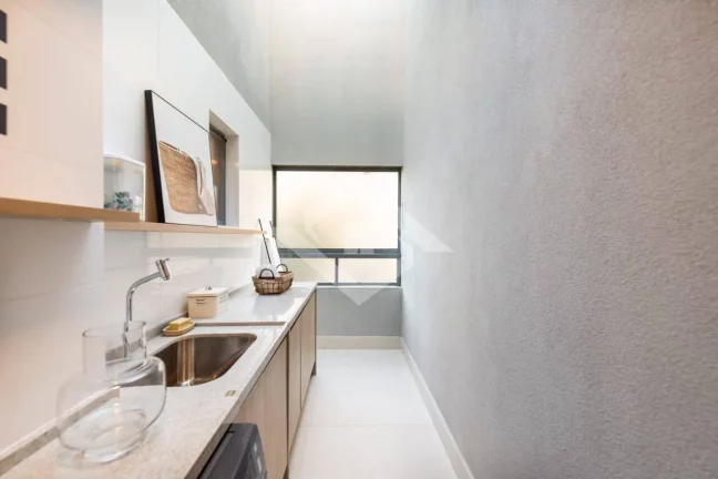 Imagem Casa Triplex de 3 Quartos para Venda na Barra da Tijuca com 338 m²