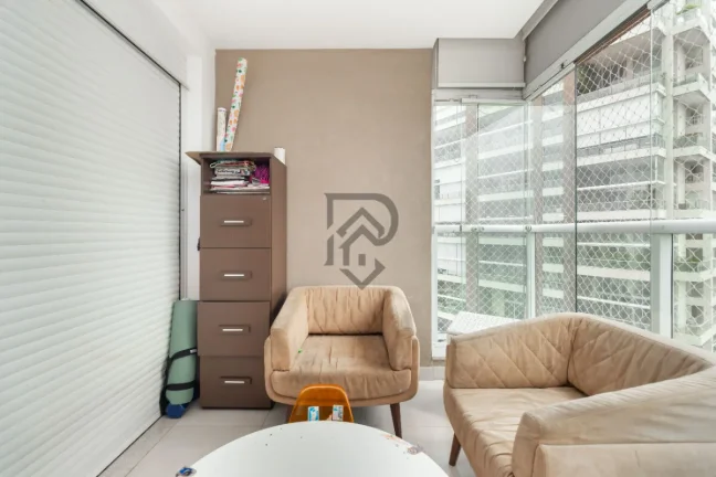 Imagem Apartamento Alto de Pinheiros andar alto vista livre