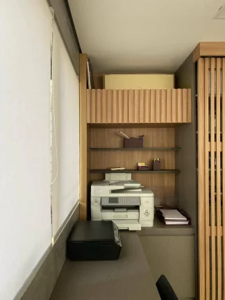 Imagem Conjunto Comercial - Itaim, 33M², Sala com divisória, 1 Vaga, Mobiliado.