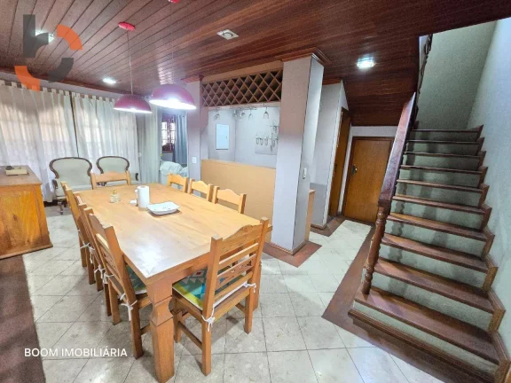 Imagem Casa com 4 dormitórios à venda, 243 m² por R$ 880.000,00 - Caonze - Nova Iguaçu/RJ