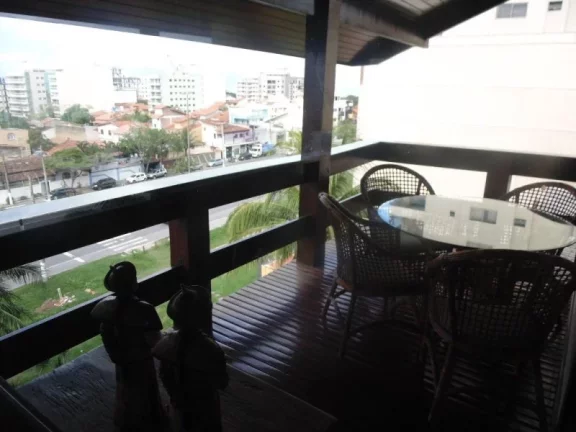Imagem CASA À VENDA, BAIRRO DA GLÓRIA - MACAÉ/RJ.