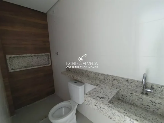 Imagem Sobrado Duplex em Condomínio, Fino Acabamento.
