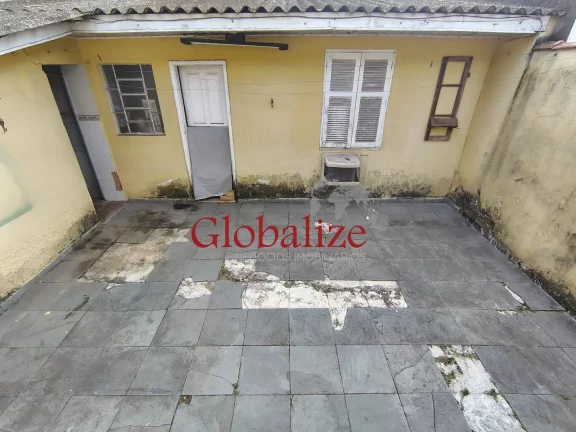 Imagem TERRENO R$750.000,00, TERENO AMPLO COM CHALÉ DE MADEIRA E EDÍCULA NO FUNDO, NO BAIRRO DA APARECIDA EM SANTOS