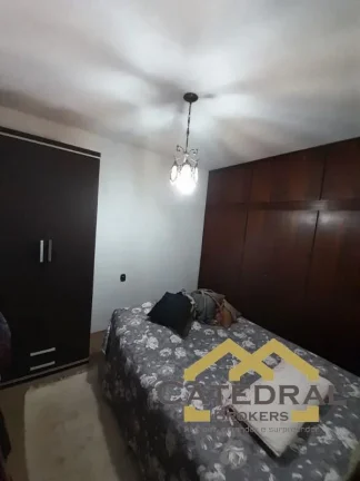 Imagem Sobrado com 3 quartos (2 Suítes) à venda na Vila Arens - Jundiaí/SP