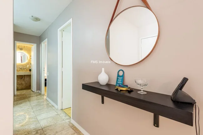 Imagem Apartamento com 2 quartos no Itaim Bibi