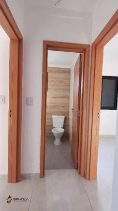 Imagem Apartamento com 2 dormitórios à venda, 53 m² por R$ 430.000,00 - Maracanã - Praia Grande/SP
