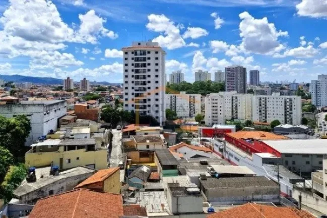 Imagem Apartamento de 52m² com 2 dormitórios, um com armário, 1 banheiro, sala para dois ambientes com s...
