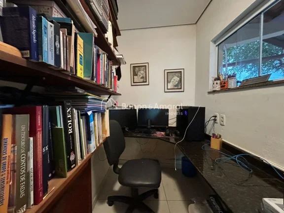 Imagem Casa à venda no Condomínio Okinawa - 3 Quartos, 2 Suítes

Esta belíssima casa oferece o máximo ...