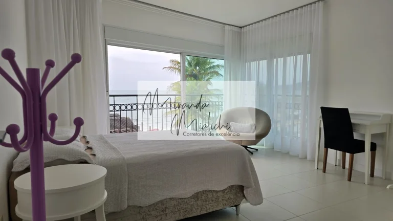 Imagem Cobertura Duplex para alugar em Canasvieiras com 3 quartos, sendo 3 suítes, 175m²
