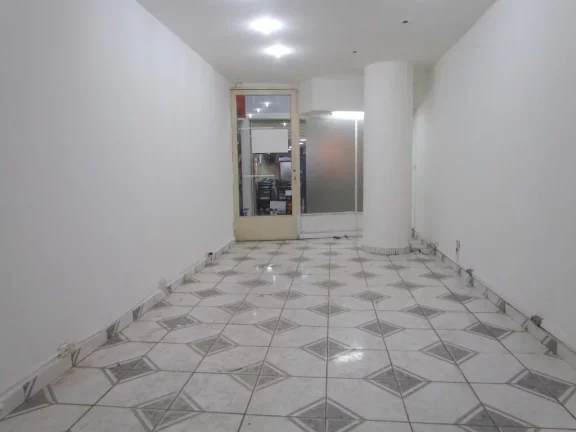 Imagem Excelente Loja Galeria Centro de SP - República – Próxima à Estação República do Metrô - Galeria Califórnia - Rua Barão de Itapetininga 255 - LO0785