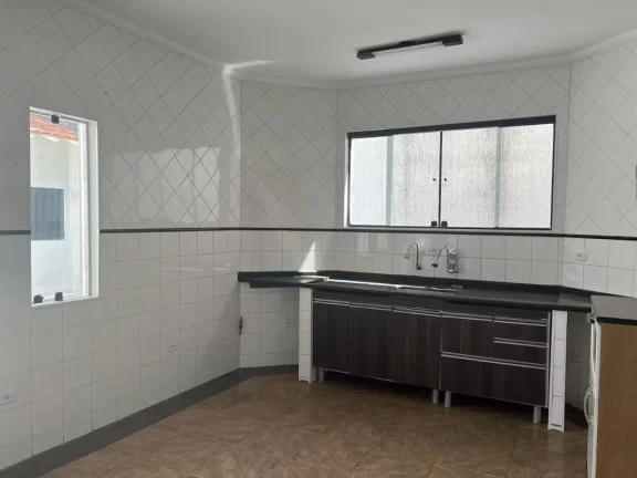 Imagem Sobrado com 3 dormitórios à venda, 155 m² por R$ 890.000,00 - Jardim dos Ipês - Suzano/SP