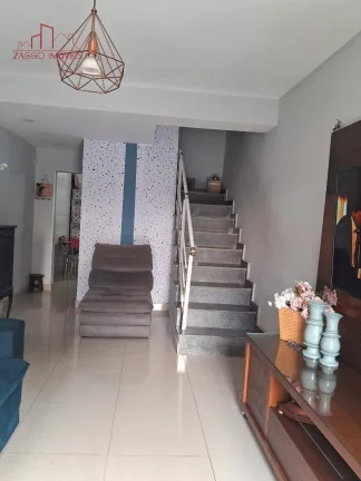 Imagem OPORTUNIDADE - Sobrado 120m² 2 Dorm - 2 Vagas - Venda