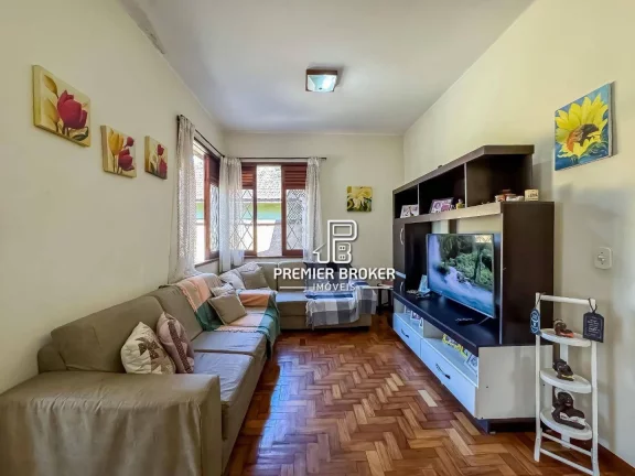 Imagem Casa à venda, 185 m² por R$ 950.000,00 - Jardim Cascata - Teresópolis/RJ