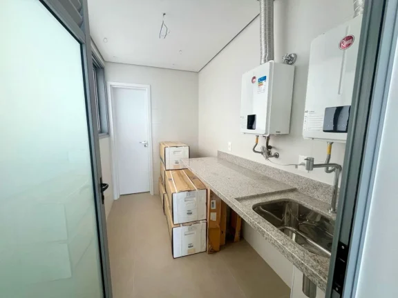 Imagem Cobertura Exclusiva à Venda na Riviera de São Lourenço Módulo 08: 4 Quartos, 4 Suítes, 3 Vagas, 274,43 m² com Vista para o Mar!
