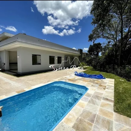 Casa com 3 dormitórios à venda, 220 m² por R$ 1.100.000,00 - Albuquerque - Teresópolis/RJ