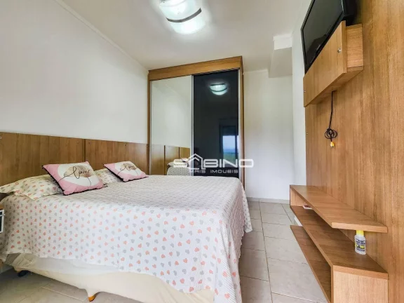 Imagem Apartamento Locação Temporada na Riviera, com 3 dormitórios 1 suíte 2 vagas, atende até 8 pessoas.