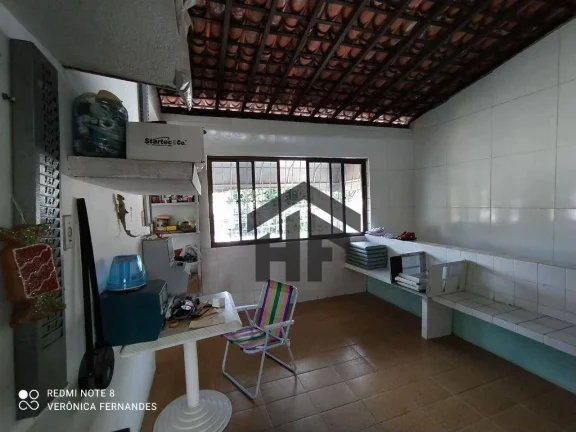 Imagem Casa com 3 Quartos em Torrões, Recife
