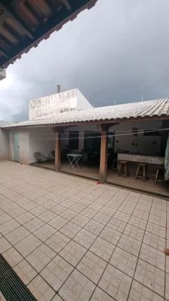 Imagem RESIDÊNCIA À VENDA NO JARDIM FLÓRIDA - 03 quartos sendo 1 suíte - 02 salas jantar e tv - 04 vagas de garagem cobertas - Ampla cozinha