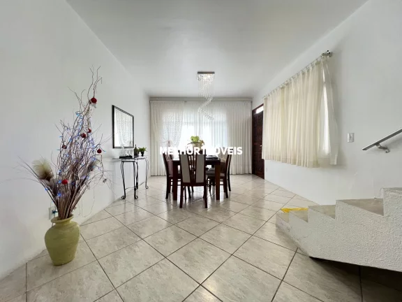Imagem Casa com 04 dormitórios à venda - Nações - Balneário Camboriú/SC