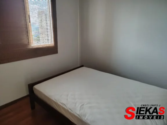 Imagem Imperdível: Apartamento à venda em São Paulo-SP, bairro Guilhermina Esperança. 2 quartos, 1 sala, 1 banheiro, 1 vaga.