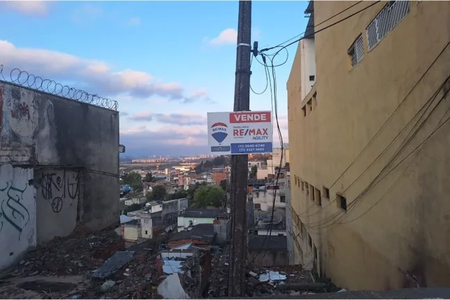 Imagem Terreno 445m² na Av Inocêncio Seráfico, em Carapicuíba, documentação 100% OK
