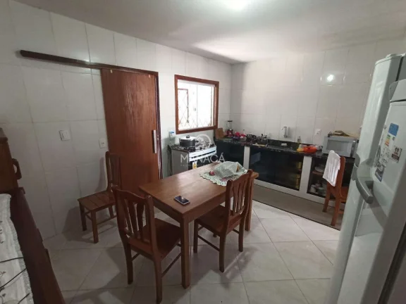Imagem Linda Casa com 3 Quartos no Centro de Barra Velha – SC