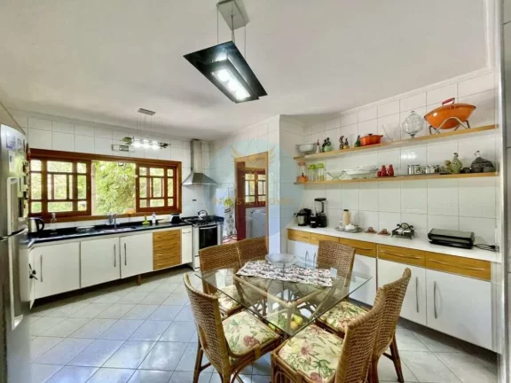 Imagem Casa em Condomínio a Venda no bairro Granja Viana - Carapicuíba, SP