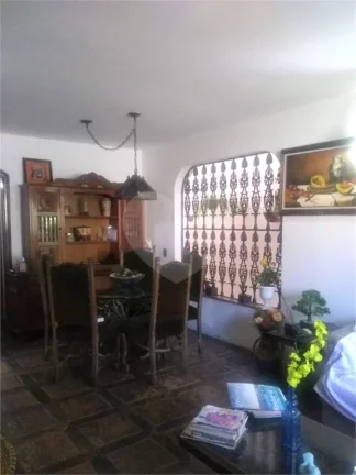 Imagem Casa à venda com 3 quartos, sendo 1 suíte, em Jaguaré, São Paulo - SP