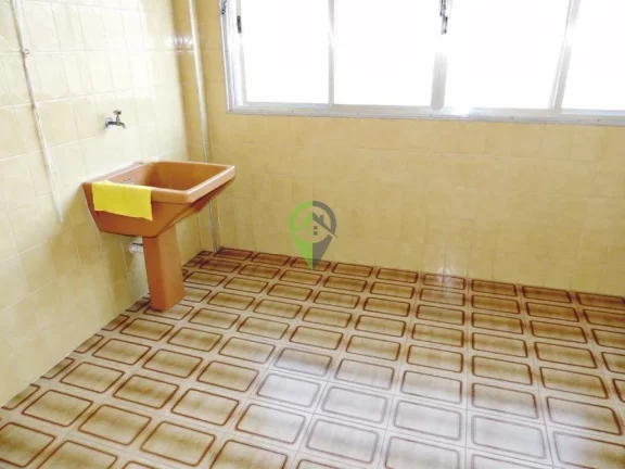 Imagem Apartamento - 3 dormitórios , 1 quadra do mar - Gonzaga - Santos/SP!!