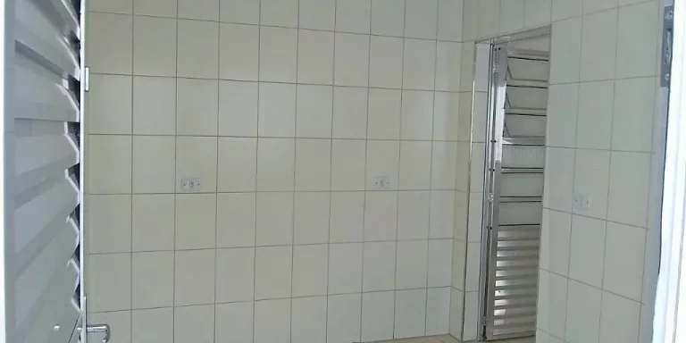 Imagem Casa com 1 dormitório para alugar, 45 m² por R$ 1.350,00/mês - Jardim Imperador - Suzano/SP
