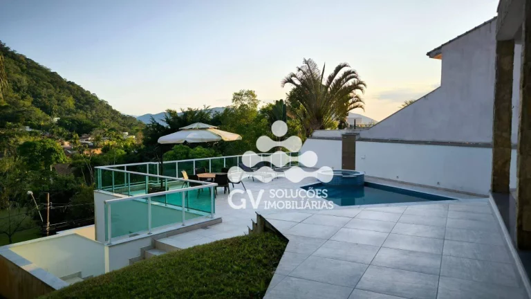 Imagem Casa com 5 dormitórios à venda, 735 m² por R$ 3.800.000,00 - Condomínio Recanto da Lagoinha - Ubatuba/SP