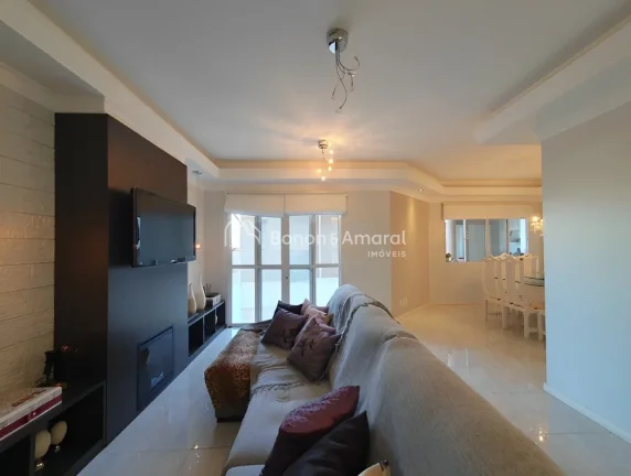 Imagem Em Valinhos, encontra-se esta encantadora casa em um condomínio tranquilo, cercada por área verde ...
