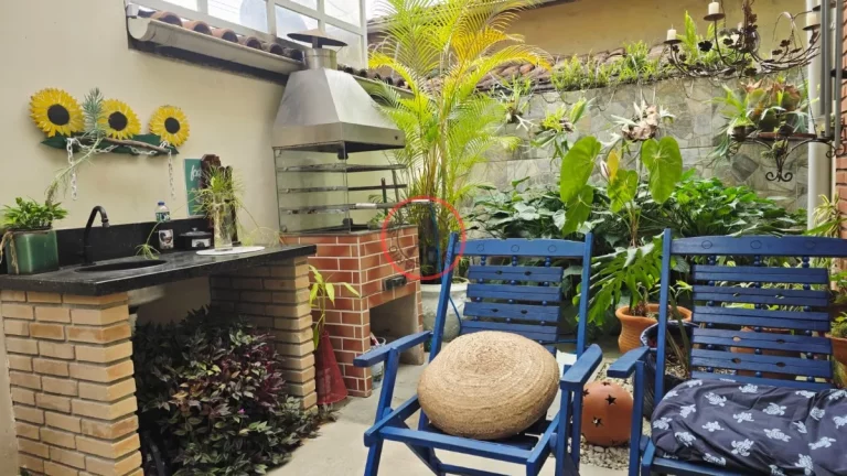 Imagem CASA TÉRREA DENTRO DE RESIDENCIAL , COM QUINTAL EM L, COM PISCINA, AREA GOURMET, COM 130 MT DE AREA CONSTRUÍDA