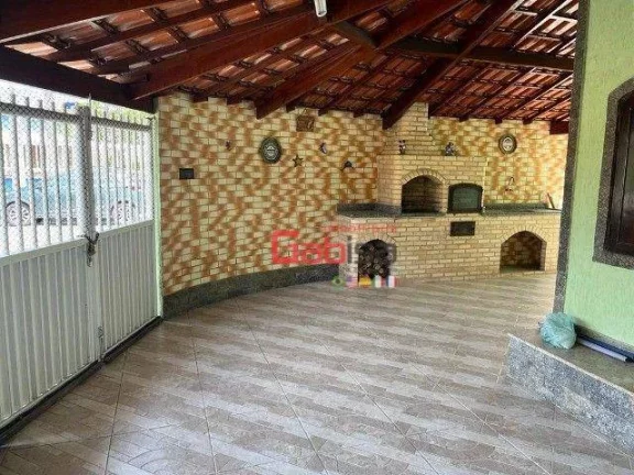 Imagem Casa com 4 dormitórios à venda, 150 m² por R$ 640.000,00 - Vila Blanche - Cabo Frio/RJ