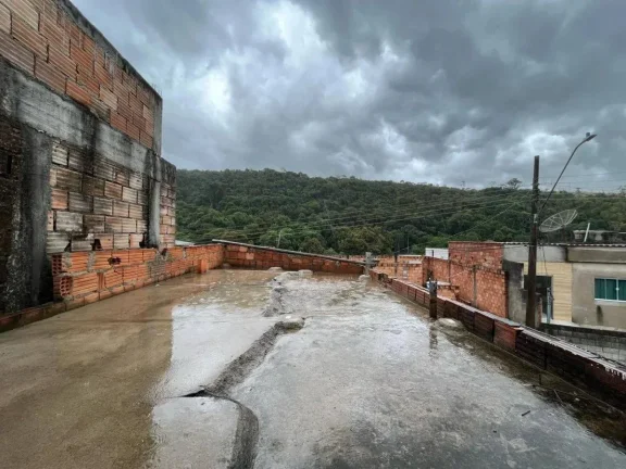 Imagem Oportunidade no Bairro Floresta – Casa com Estrutura para Ampliação!