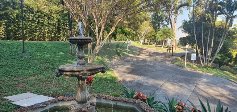Imagem Casa à venda com 4 quartos, sendo 1 suíte, no condomínio Vila Panamericana, São Paulo - SP