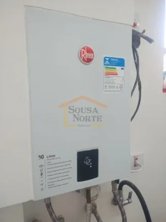 Imagem Apartamento de 87m², reformado, com 2 dormitórios, sendo 1 suite, muito iluminado e arejado. 
Elé...